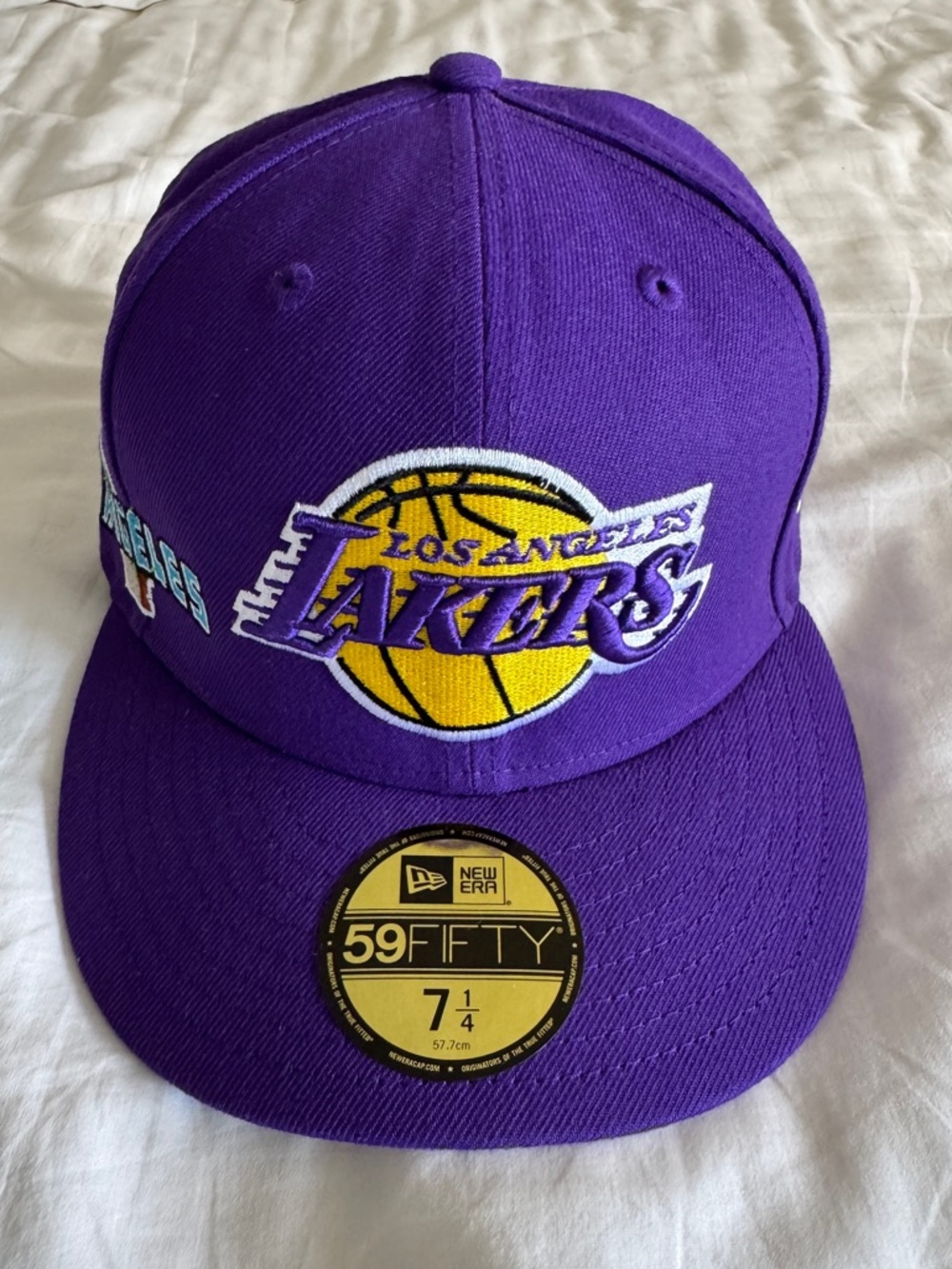 New Era Purple Los Angeles Lakers Stateview 59FIFTY Fitted Hat Size: 7 1/4